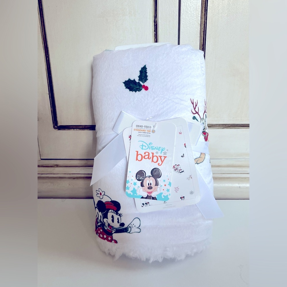 New Disney Baby Mickey Mickey Mouse Christmas Baby Blanket-white